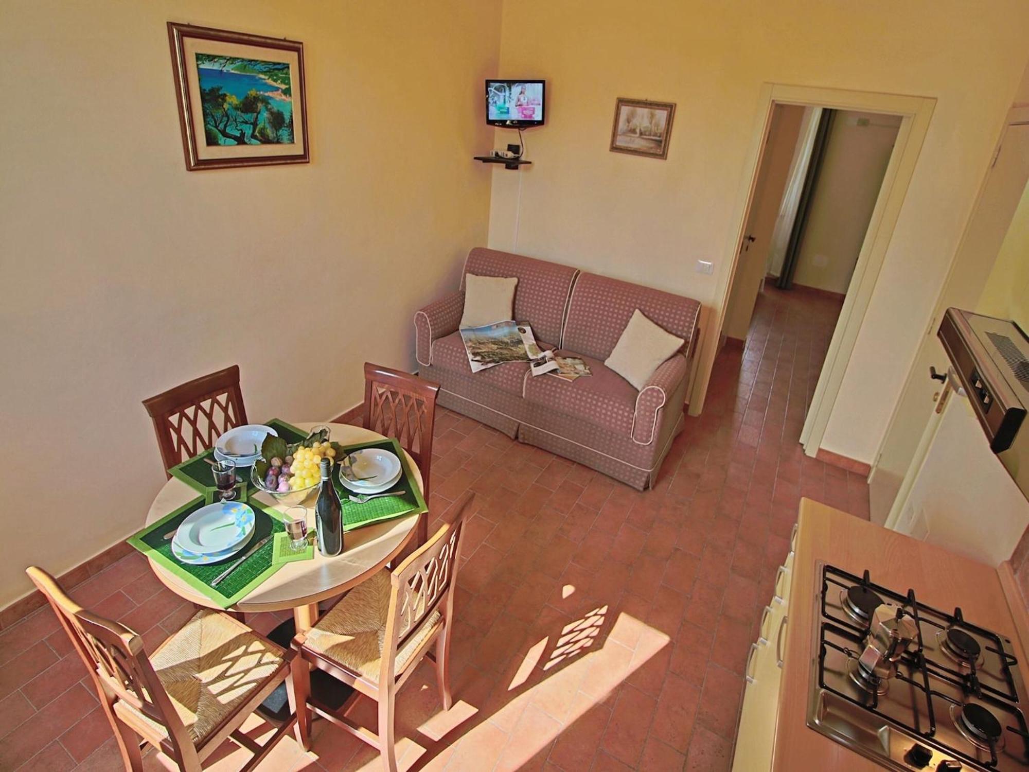 Nice Flat In Arcevia With Swimming Pool Bagian luar foto