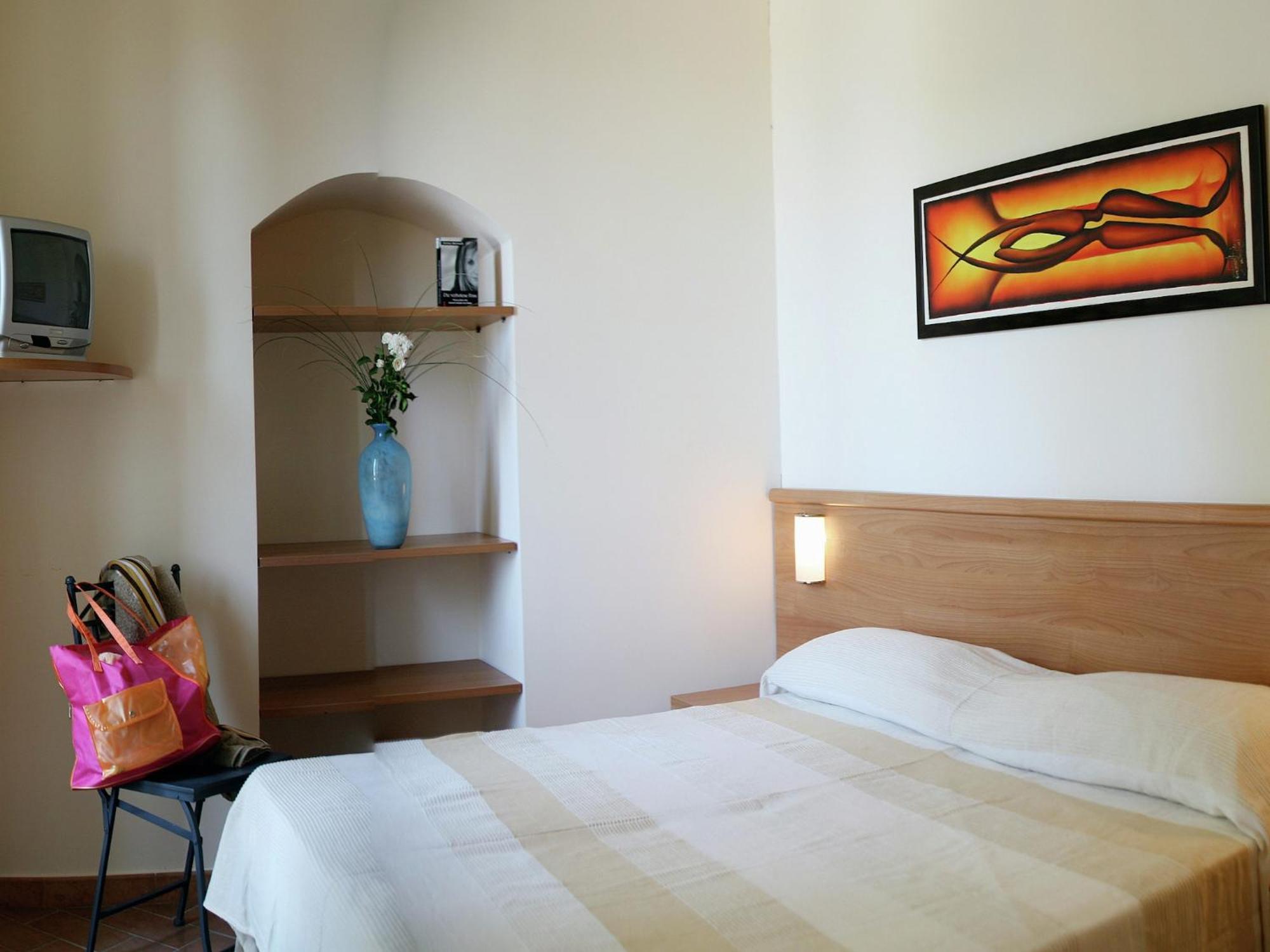 Nice Flat In Arcevia With Swimming Pool Bagian luar foto